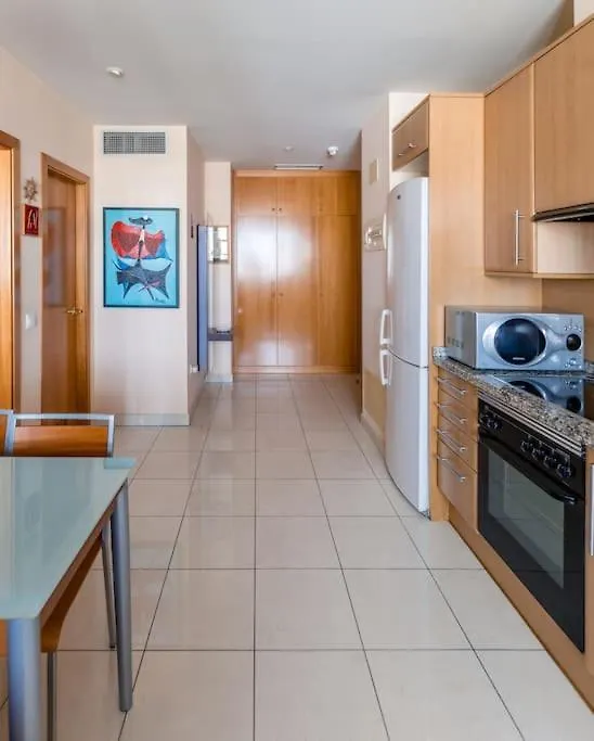 Santa Cruz Skyline: High Views Apartment